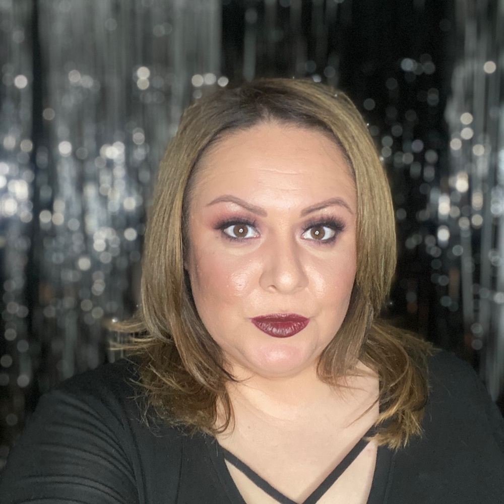 Meet your Posher, Andrea